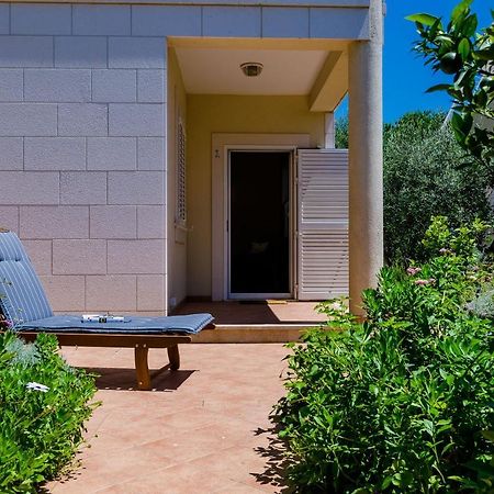 Private Garden Apartment ドゥブロブニク エクステリア 写真