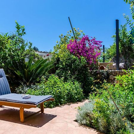 Private Garden Apartment ドゥブロブニク エクステリア 写真