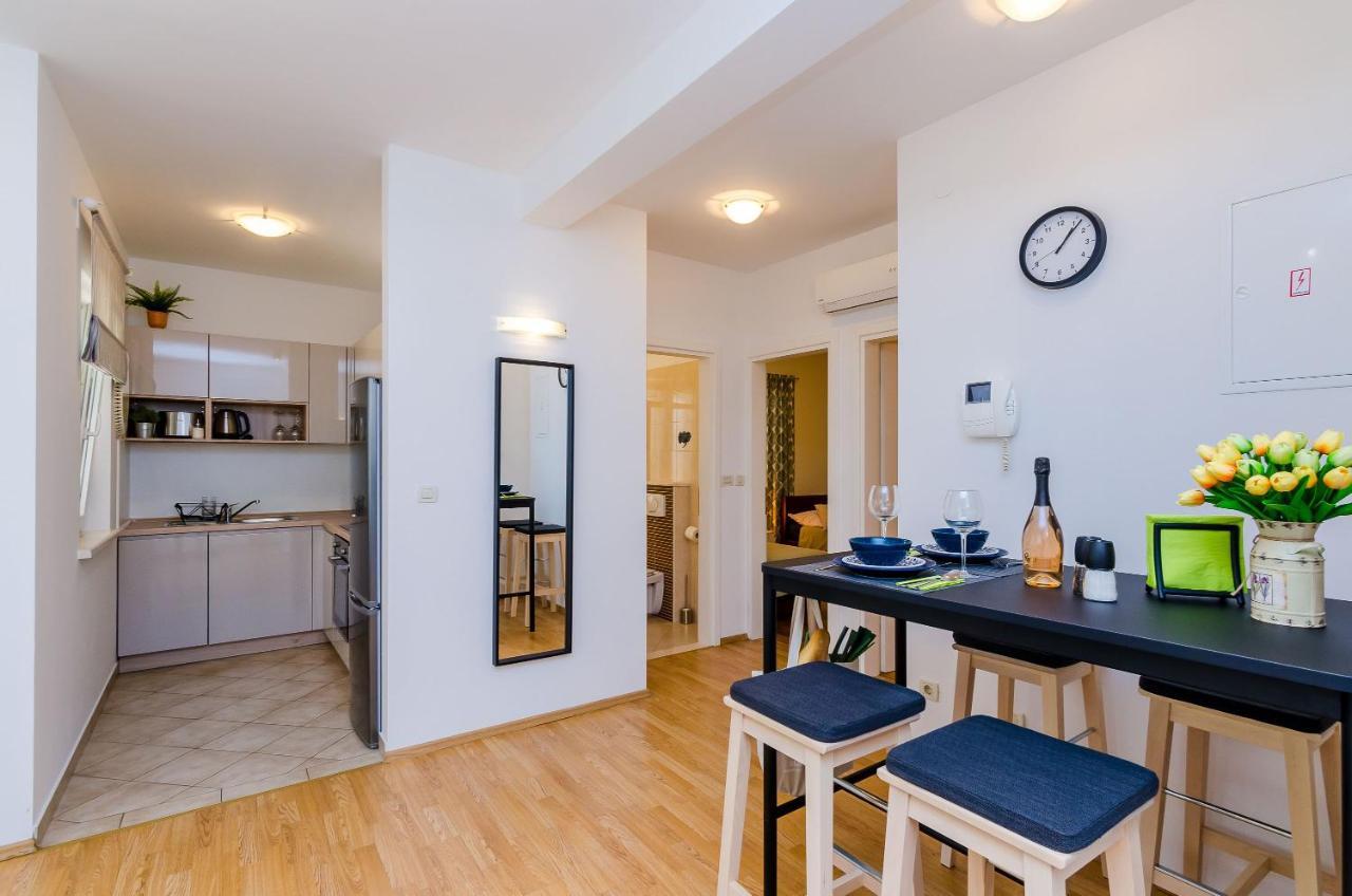 Private Garden Apartment ドゥブロブニク エクステリア 写真
