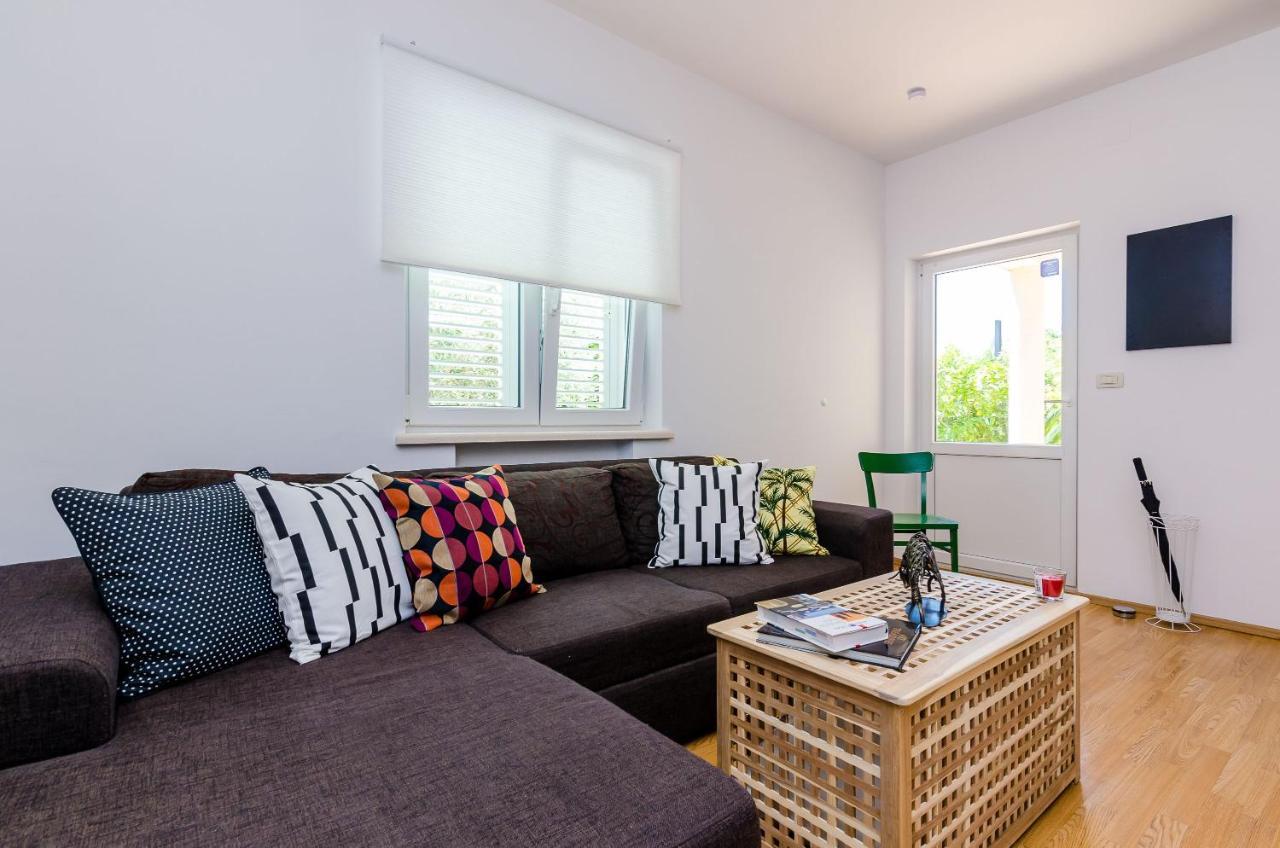 Private Garden Apartment ドゥブロブニク エクステリア 写真